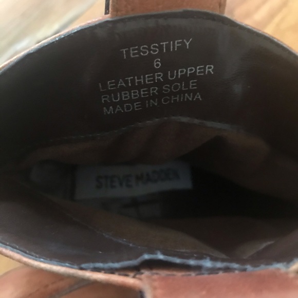 SOLD Steve Madden Ankle Leather Booties - Picture 7 of 8